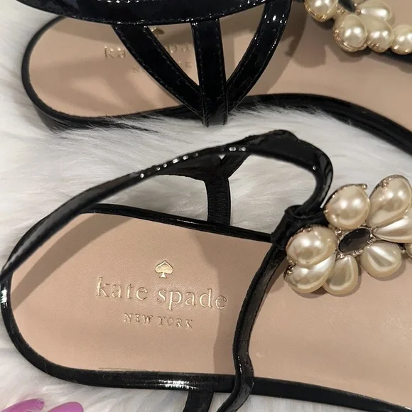 Kate Spade ♠️ pearl sandals size 9 Nwot